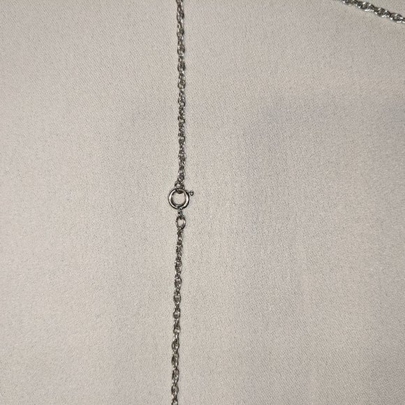 Silver Necklace with Jade Pendant - Picture 3 of 3